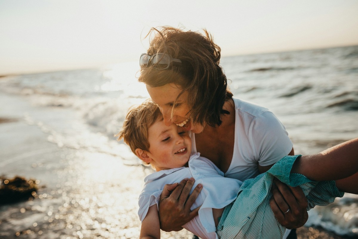 Cómo Sanar tus propias Heridas de Apego para criar Hijos Seguros y Felices.