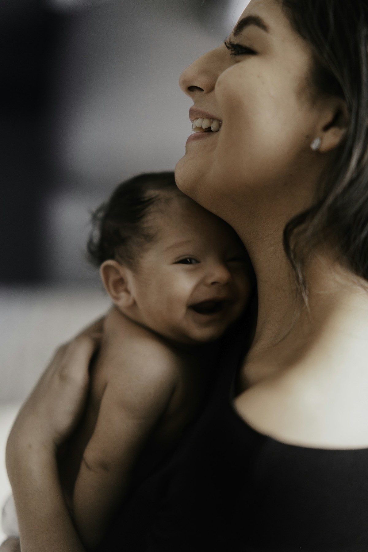 El Colecho: Una Necesidad Biológica para Bebés y Madres